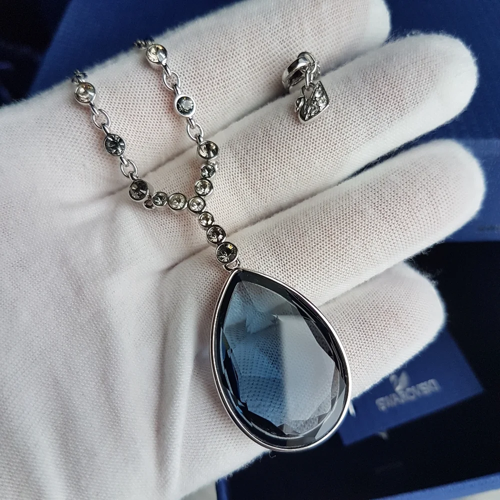 AUTHENTIC Swarovski Montana Blue Meringue Large Teardrop Necklace NIB